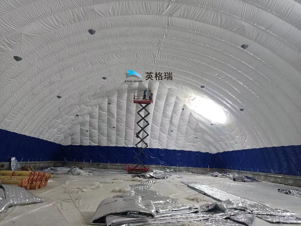 有客户问小黄片应用下载体育馆如何在夏季保持室内温度